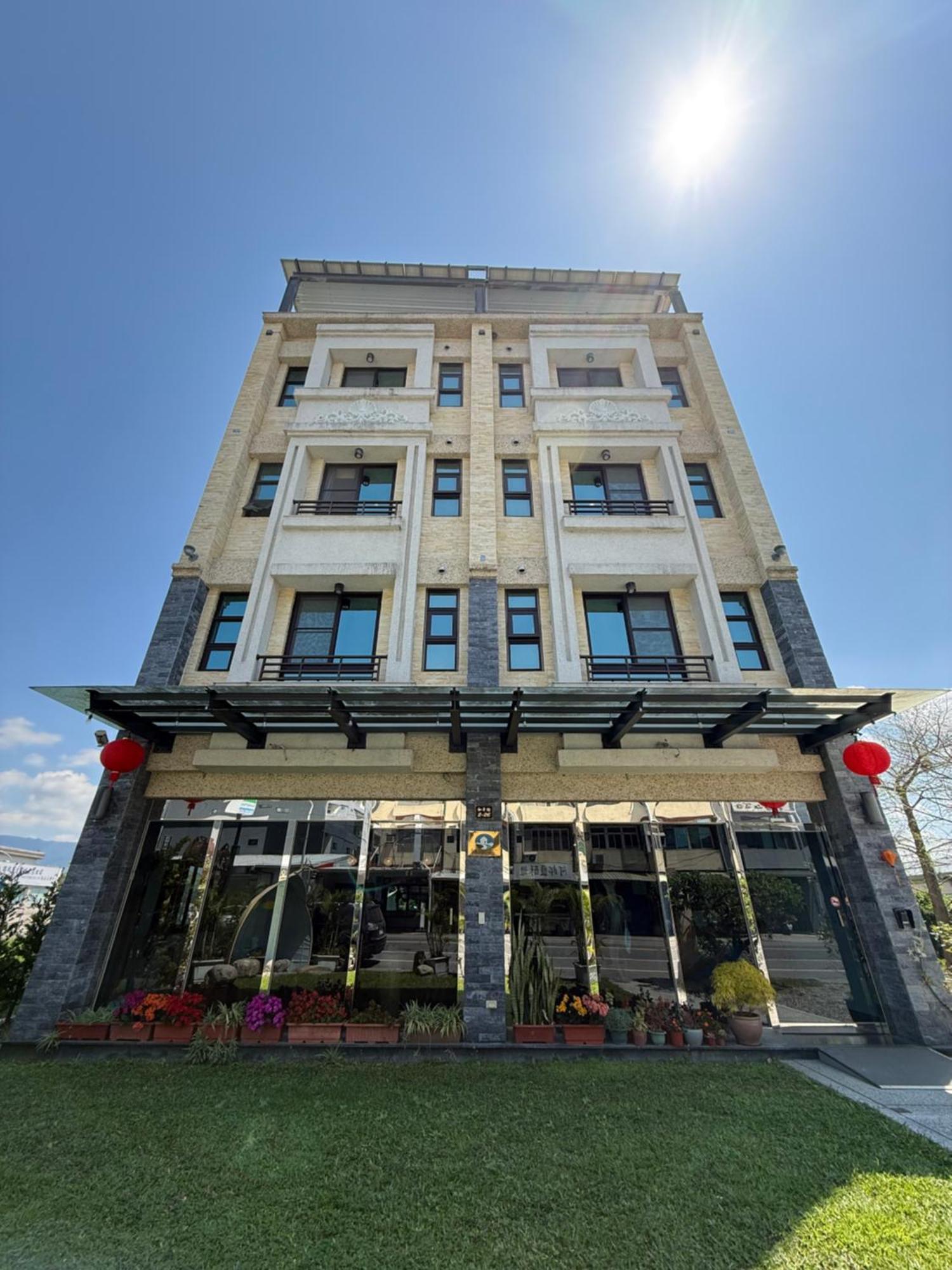 Blue Sky Hill Homestay Guanshan Exterior photo