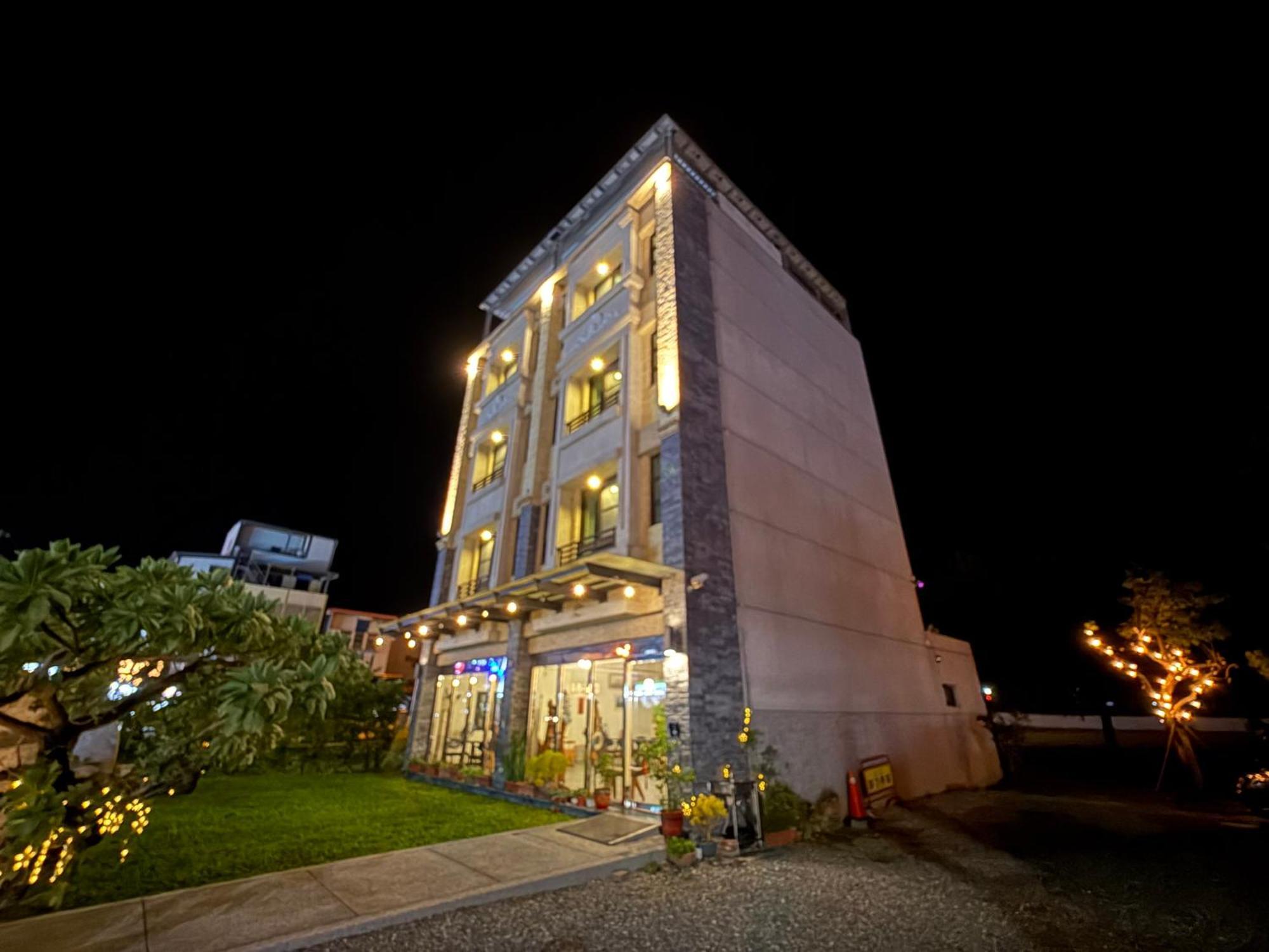 Blue Sky Hill Homestay Guanshan Exterior photo